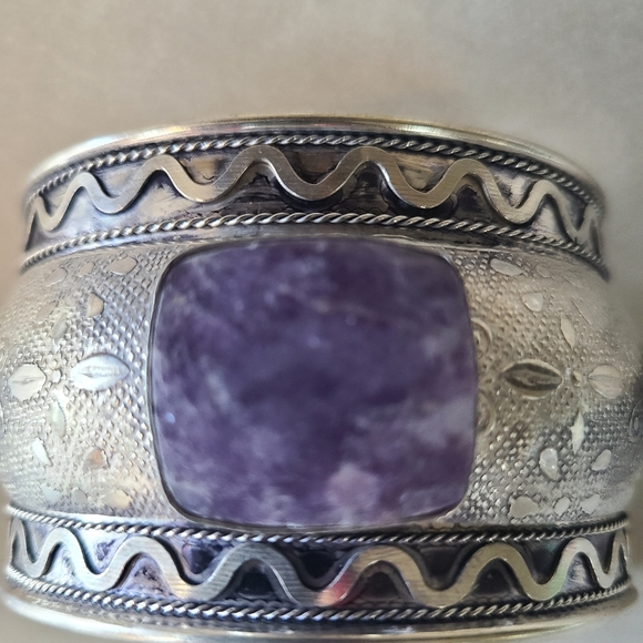 Charoite and Peridot Sterling Silver Large Cuff Adjustable Bracelet NEW - Picture 2 of 4